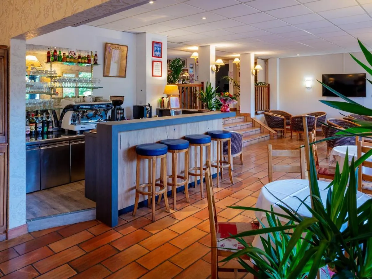 Logis Hotel Noemys Morgon Villie-Morgon 3*,