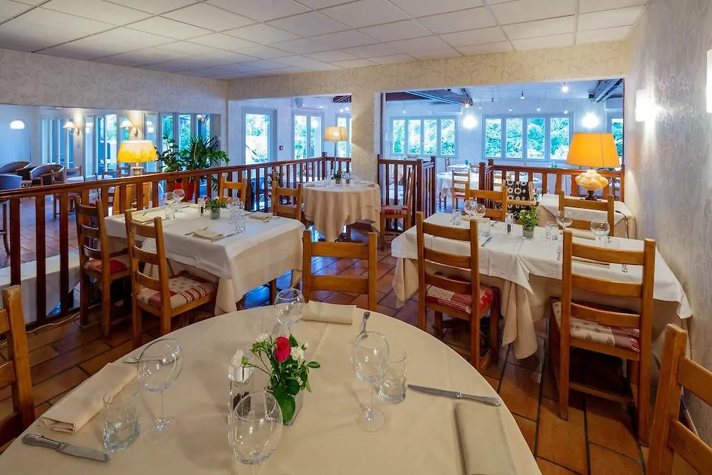 ***  Logis Hotel Noemys Morgon Villie-Morgon France
